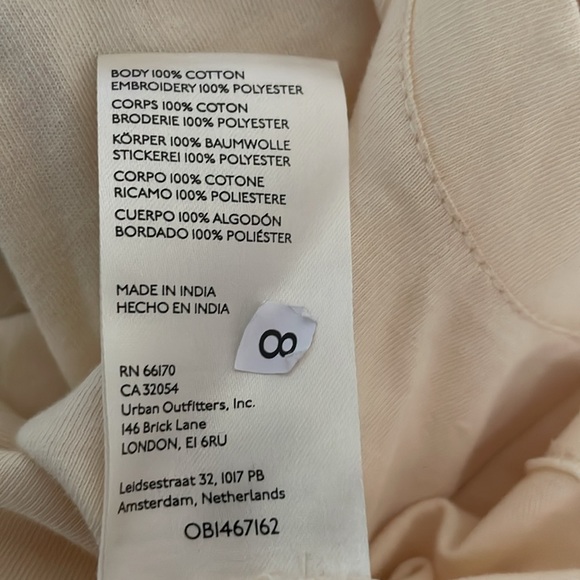 Anthropologie Cream Flutter embroidered Sleeve Blouse - Picture 8 of 8